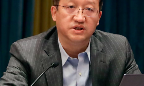 上海交通大学公共卫生学院教授马进：加强规范，让护工职业健康发展